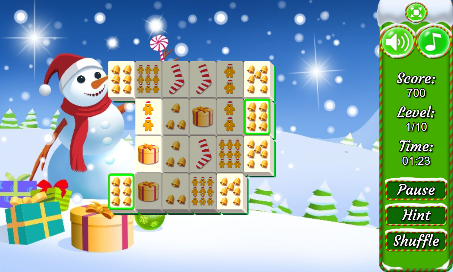 Christmas Triple Mahjong Game Level Play Screenshot.