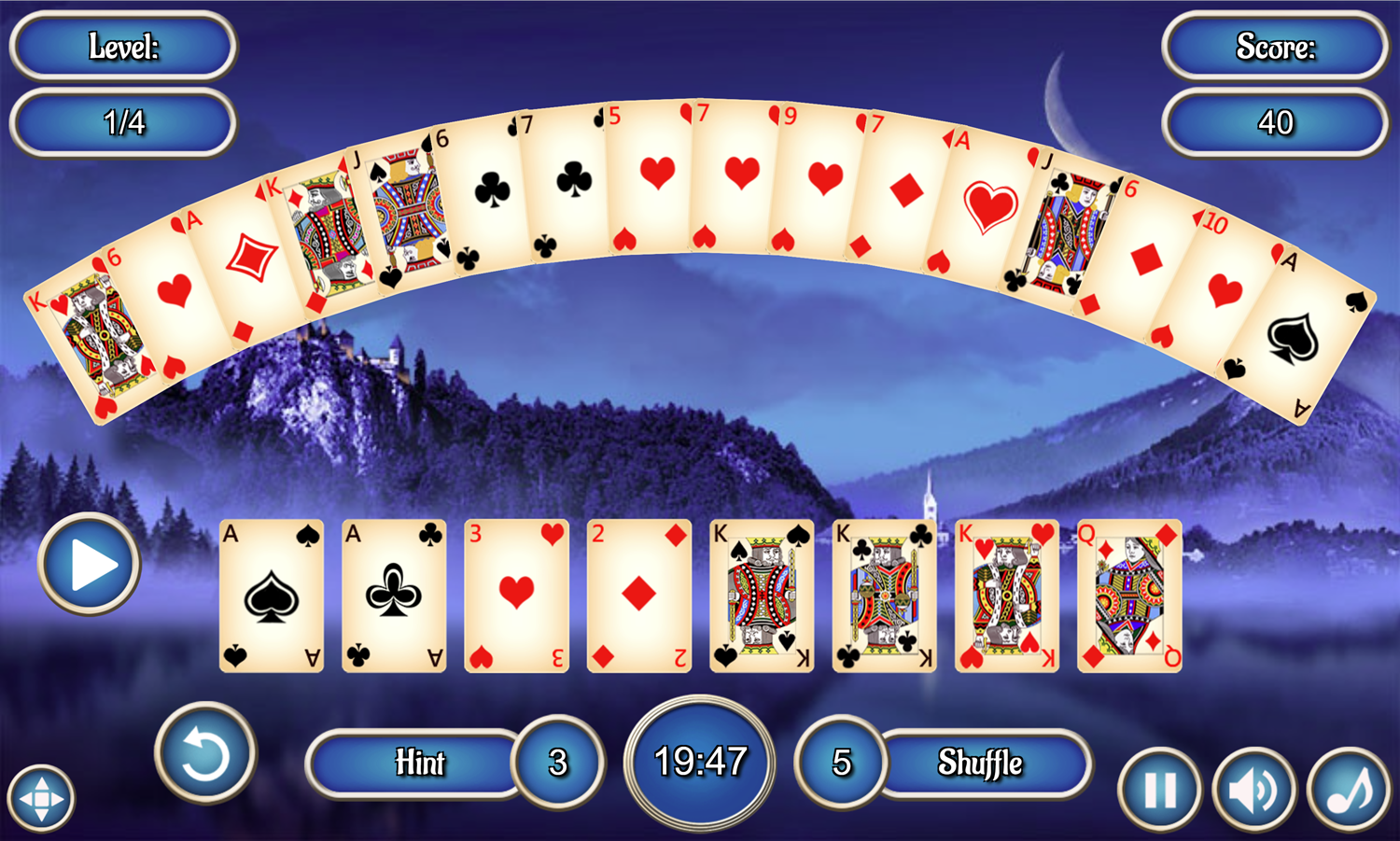 Crescent Solitaire Game Screenshot.