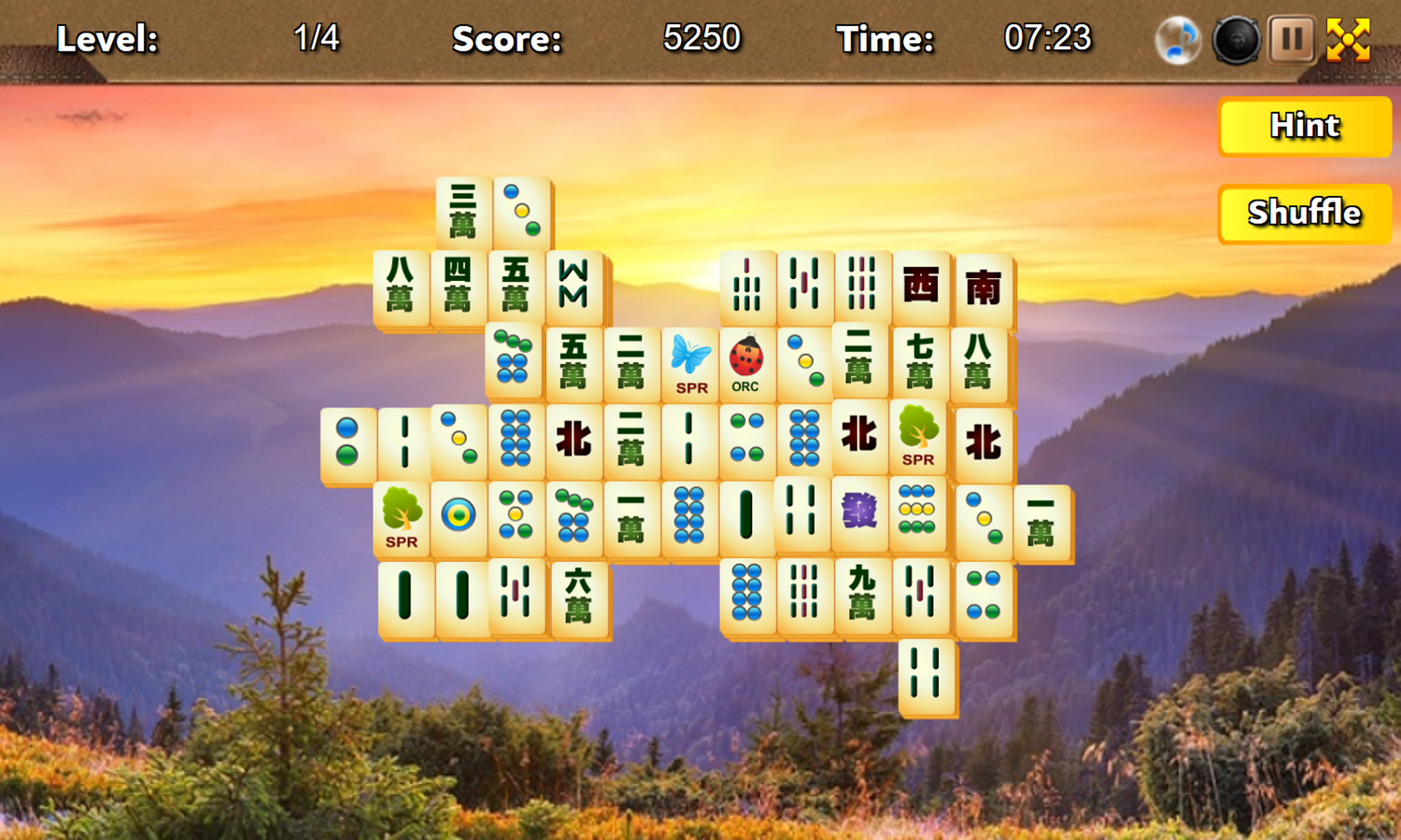 Four Seasons Mahjong Game Level Play Screenshot.