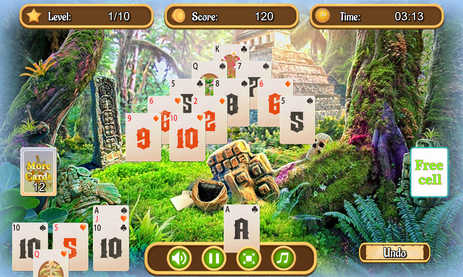 Jungle Pyramid Solitaire Game Level Play Screenshot.