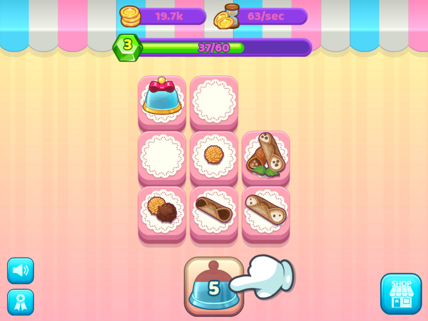 Merge Cakes Game Play Screenshot.