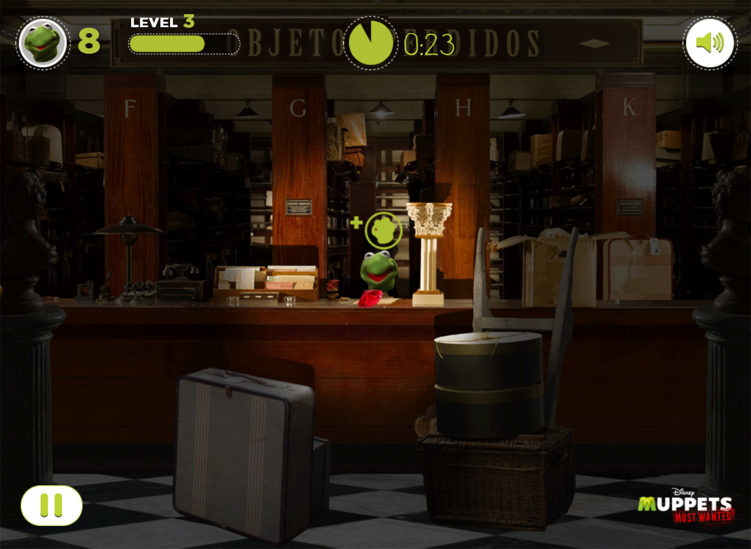 Muppets Most Wanted Catch Constantine Game Screenshot.