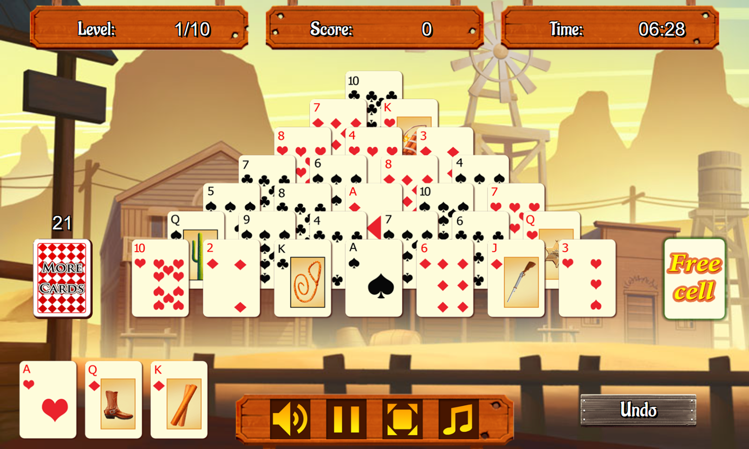 Wild West Pyramid Solitaire Game Start Screenshot.